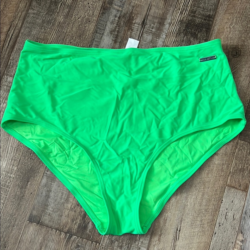 Zyia Green High-Waisted Women's Briefs L